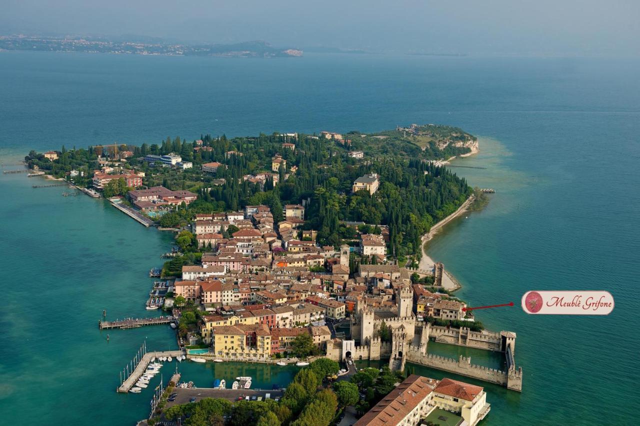 Hotel Grifone Sirmione Exterior photo